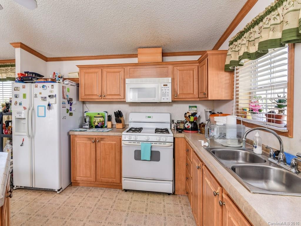 324 Justice Ridge Road - Photo 8