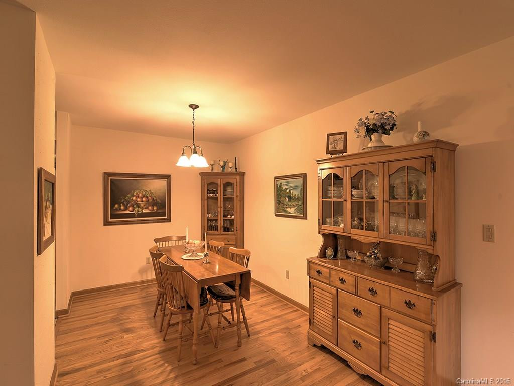 71 Town and Country Drive #12 - Photo 5
