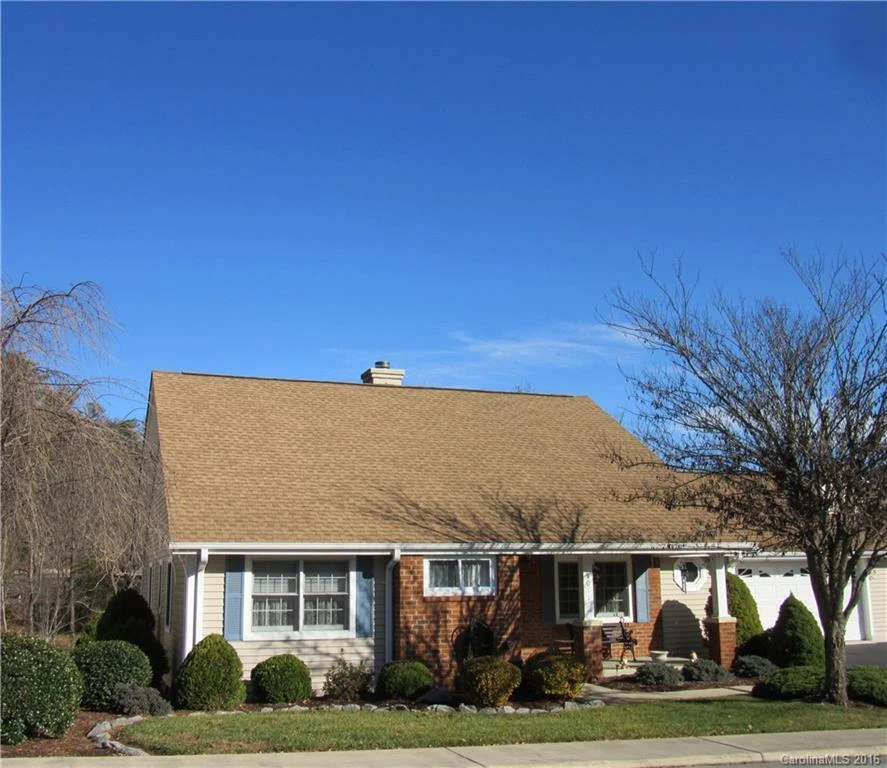 1011 Saddlebrook Drive #8