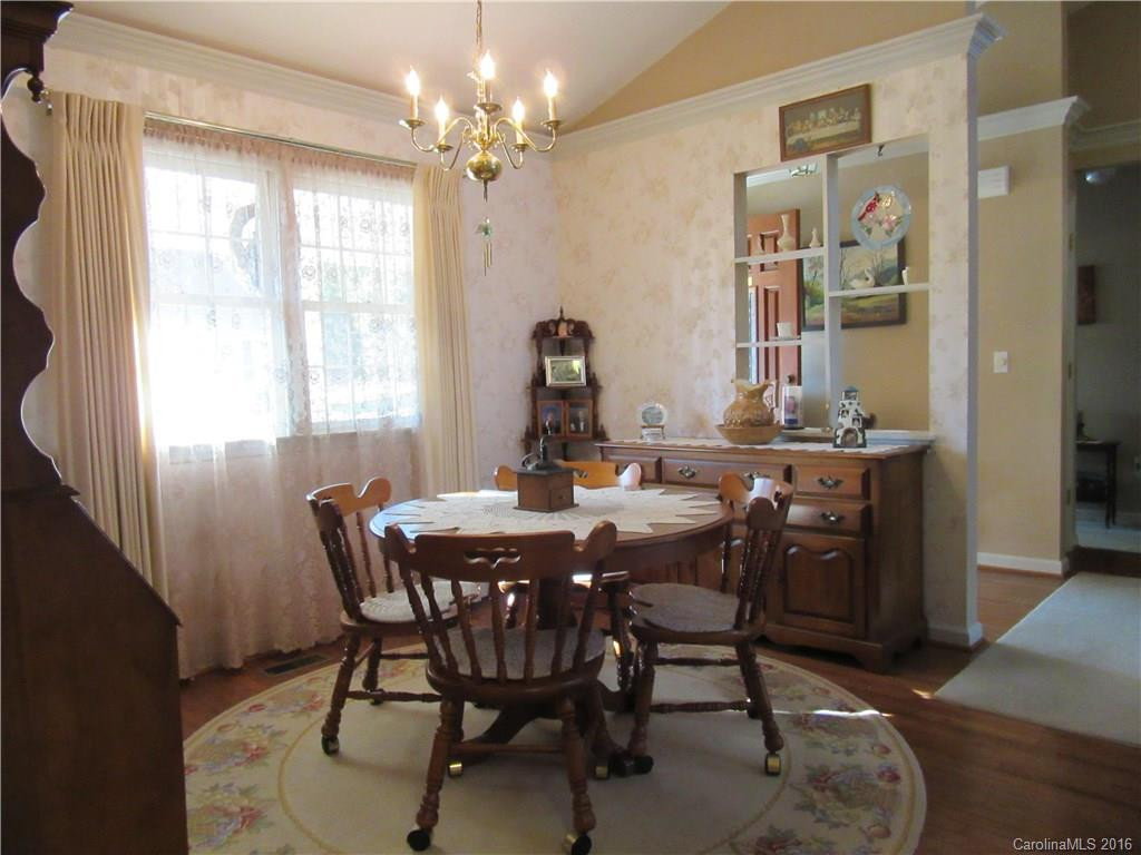 1011 Saddlebrook Drive #8 - Photo 6