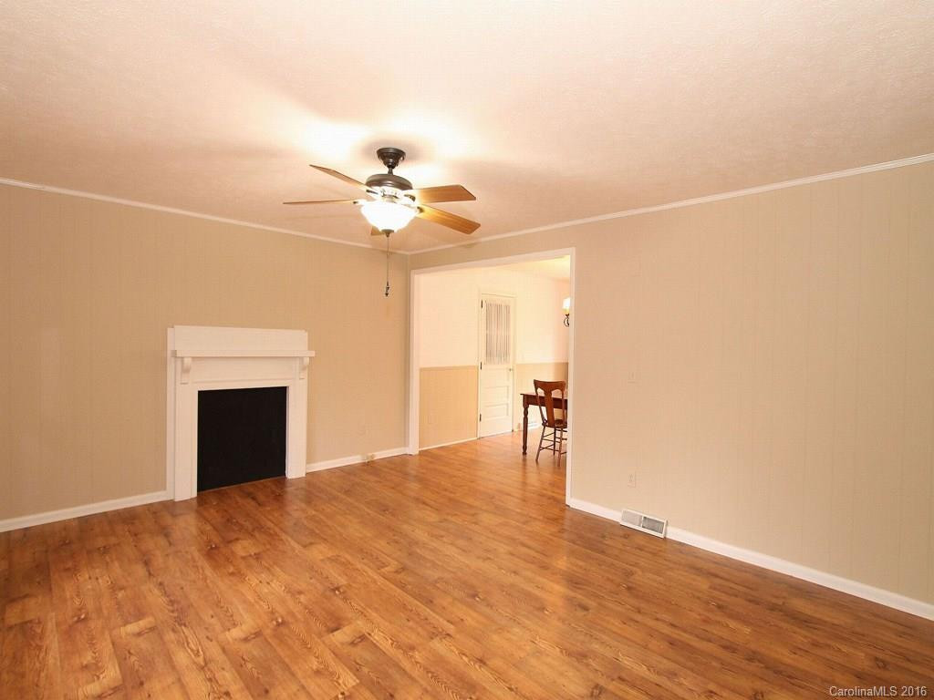 639 Sunrise Drive - Photo 2
