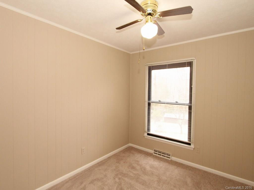 639 Sunrise Drive - Photo 12