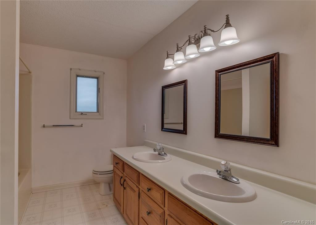 184 Woodset Drive - Photo 15