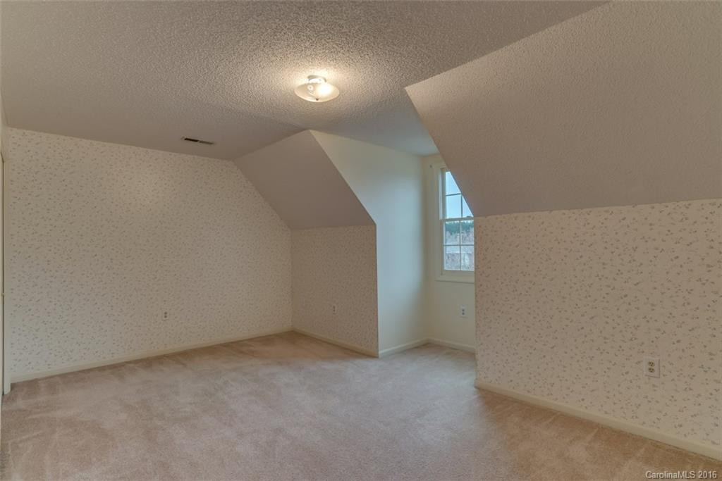 184 Woodset Drive - Photo 18