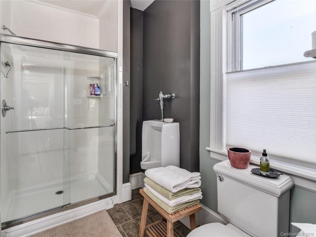138 French Broad Avenue - Photo 11