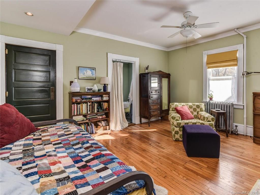 138 French Broad Avenue - Photo 14