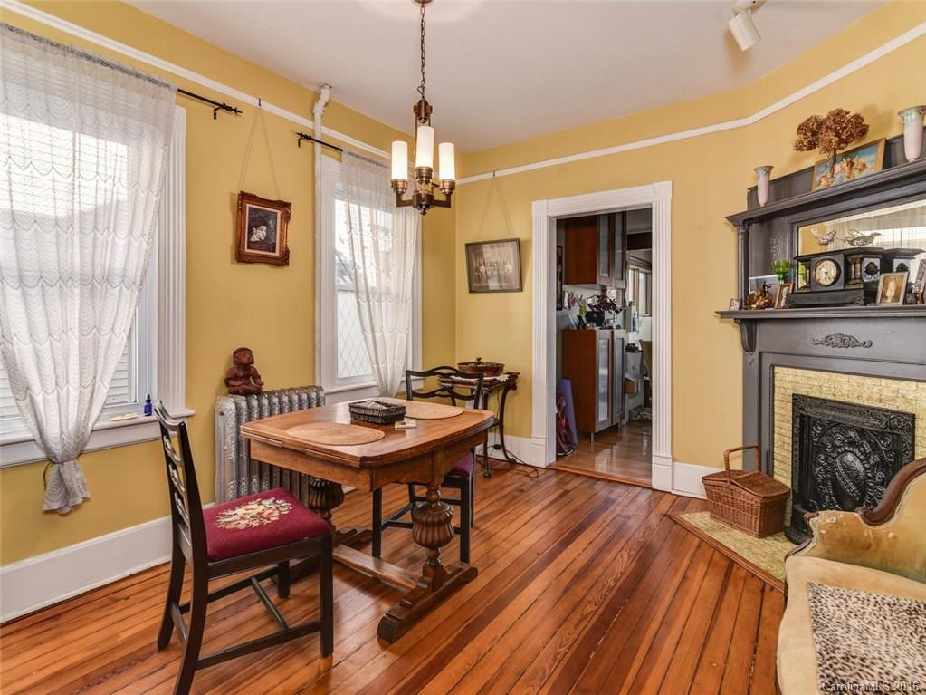 138 French Broad Avenue - Photo 4