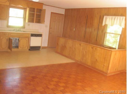 1295 Blanton Street - Photo 2