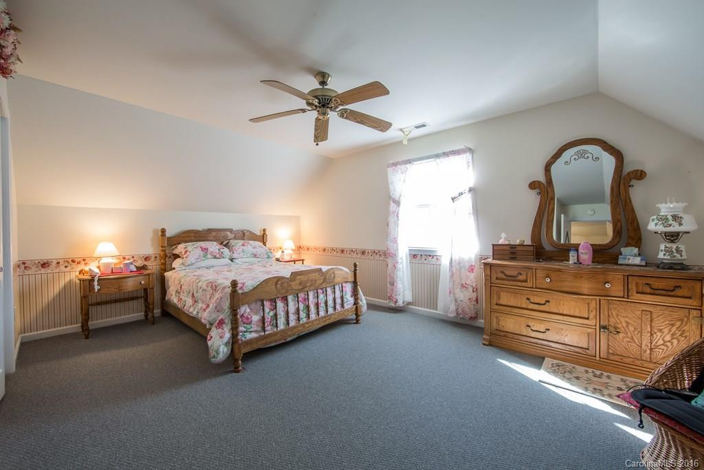 247 Emerald Hills Drive - Photo 12