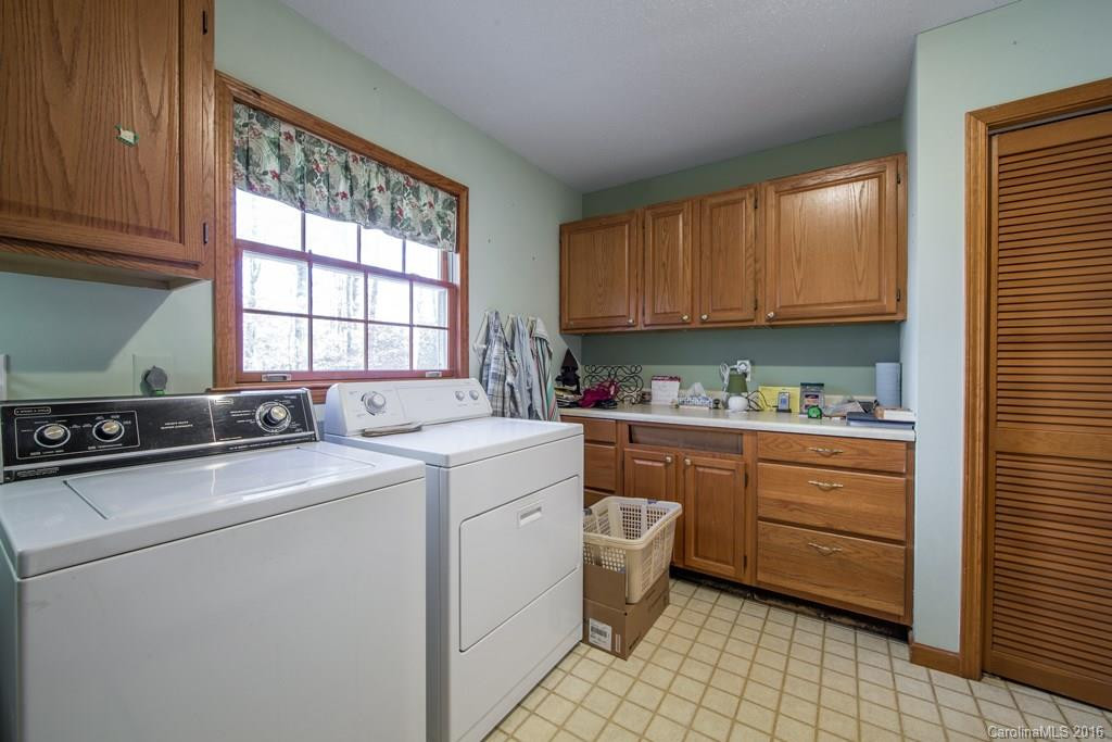 247 Emerald Hills Drive - Photo 16