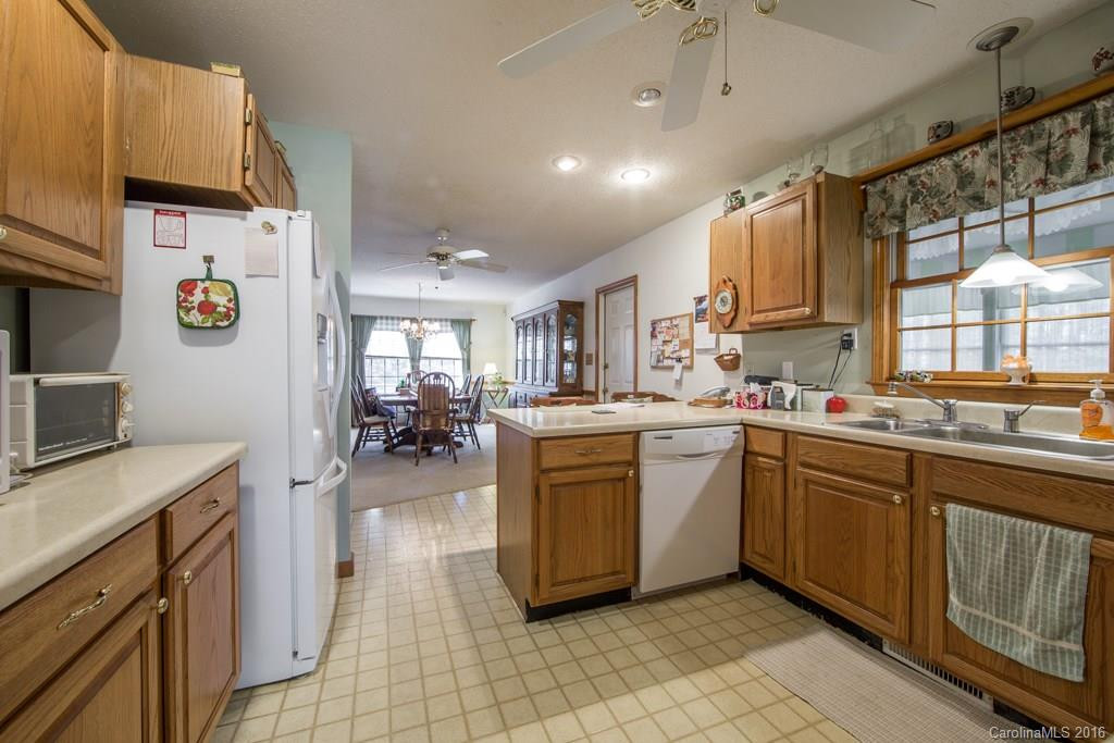 247 Emerald Hills Drive - Photo 19
