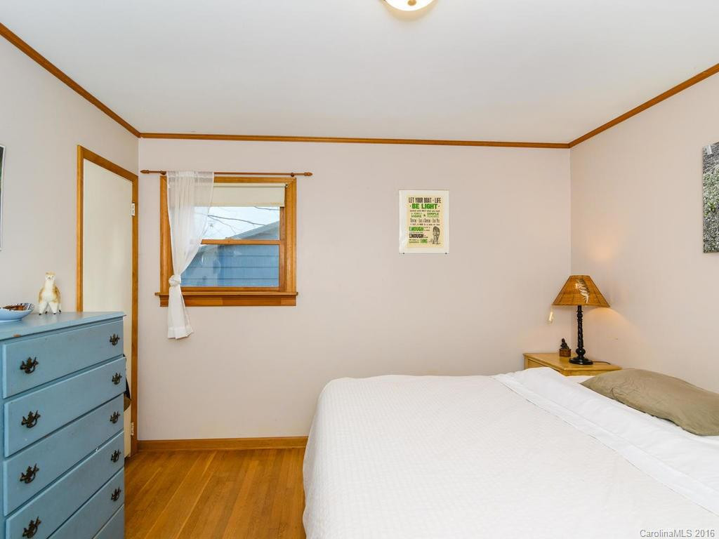 318 Fairfax Avenue - Photo 15