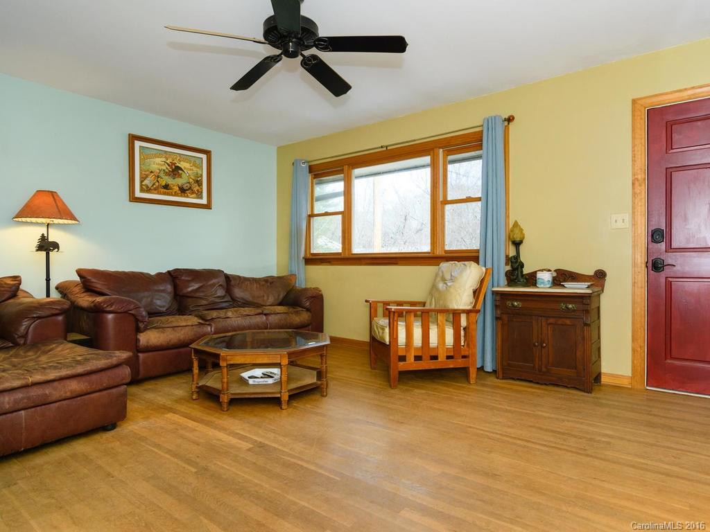 318 Fairfax Avenue - Photo 4