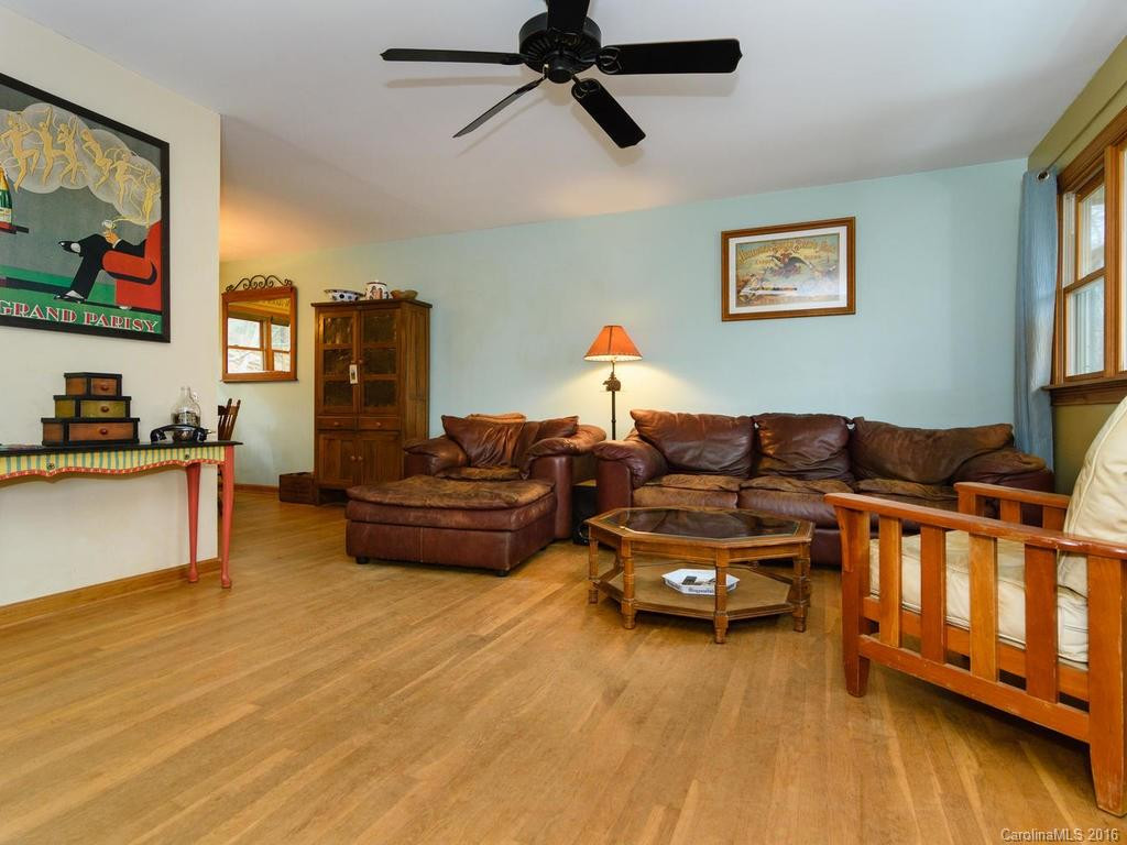 318 Fairfax Avenue - Photo 5