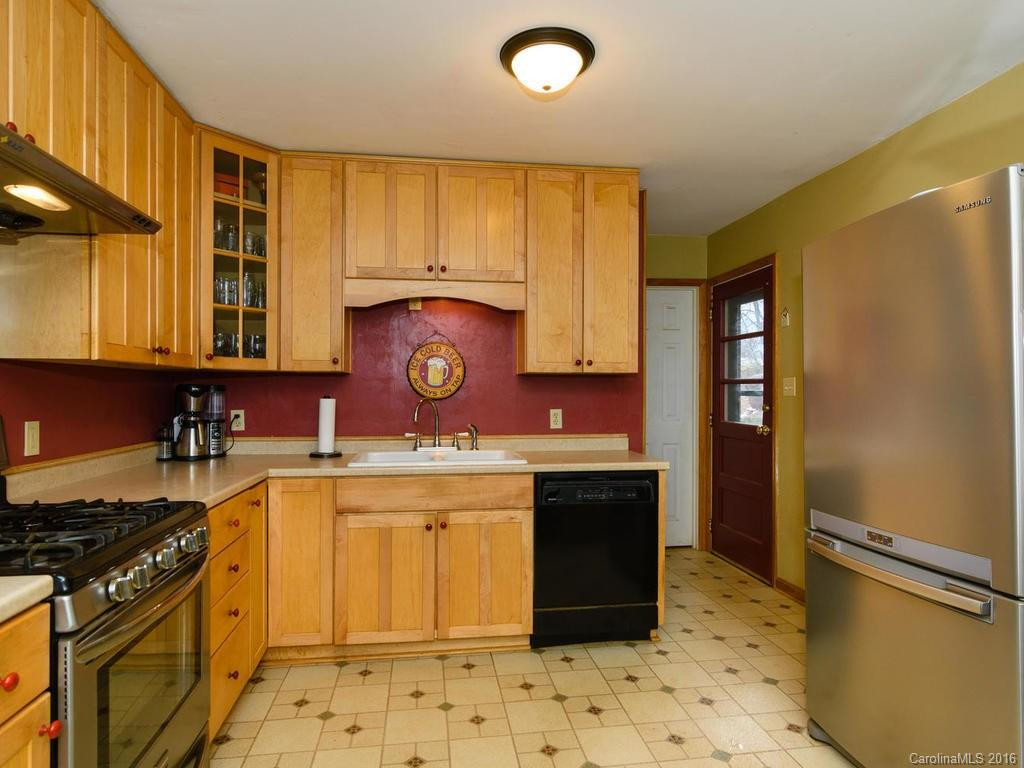 318 Fairfax Avenue - Photo 10