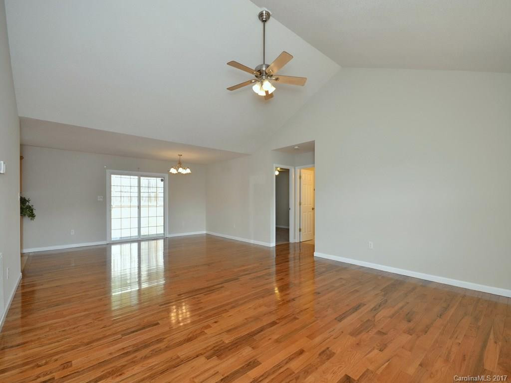 237 Meadow Lane - Photo 6