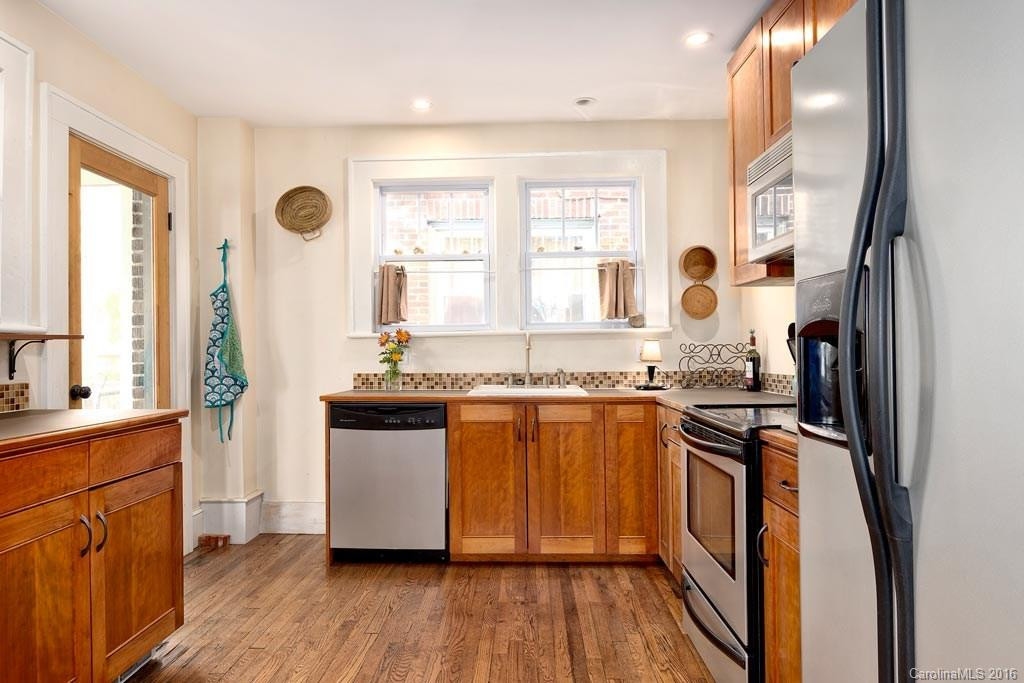 60 Brevard Road - Photo 7