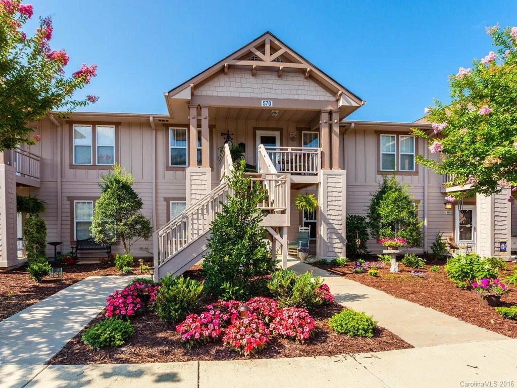2204 Deermouse Way #570/2204