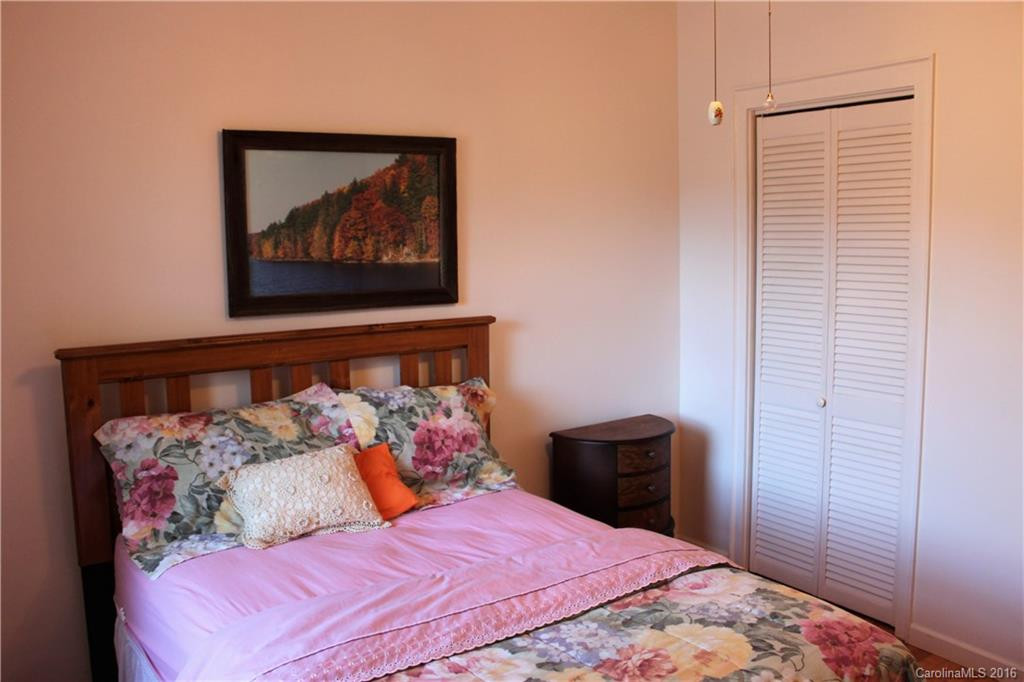622 Haywood Street #105 - Photo 15