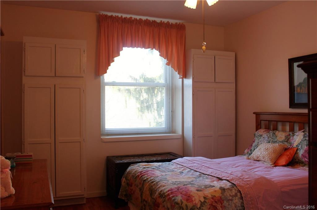 622 Haywood Street #105 - Photo 16