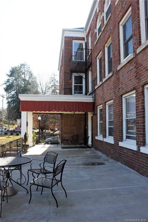 622 Haywood Street #105 - Photo 18