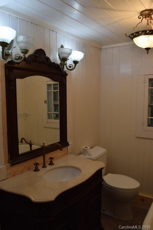 32 Lower Bat Cave Drive - Photo 17
