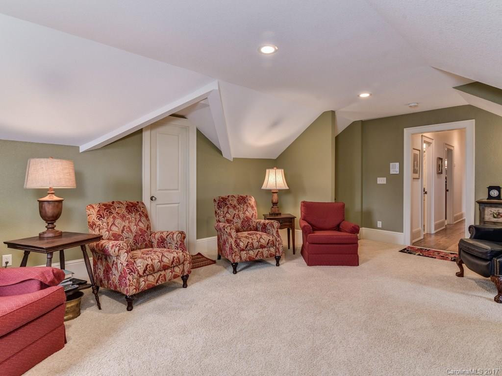 101 Lake Drive - Photo 20