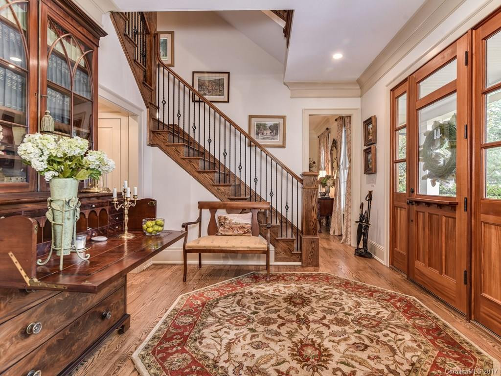 101 Lake Drive - Photo 5