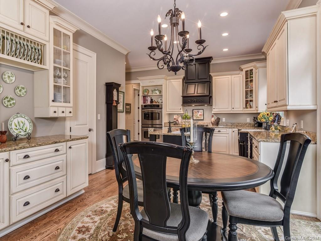 101 Lake Drive - Photo 10