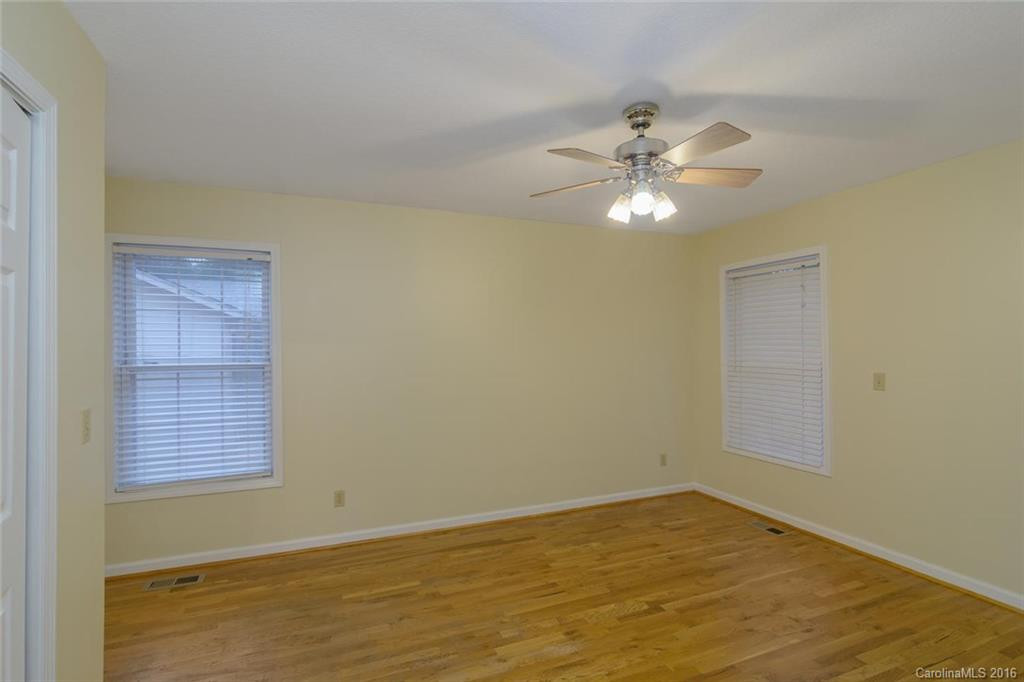 50 Mulberry Court - Photo 8