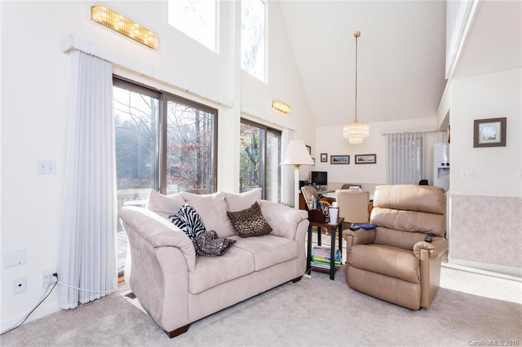 226 Wynnbrook Drive - Photo 3