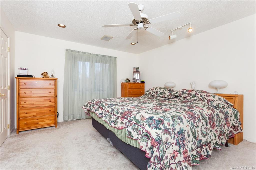 226 Wynnbrook Drive - Photo 8