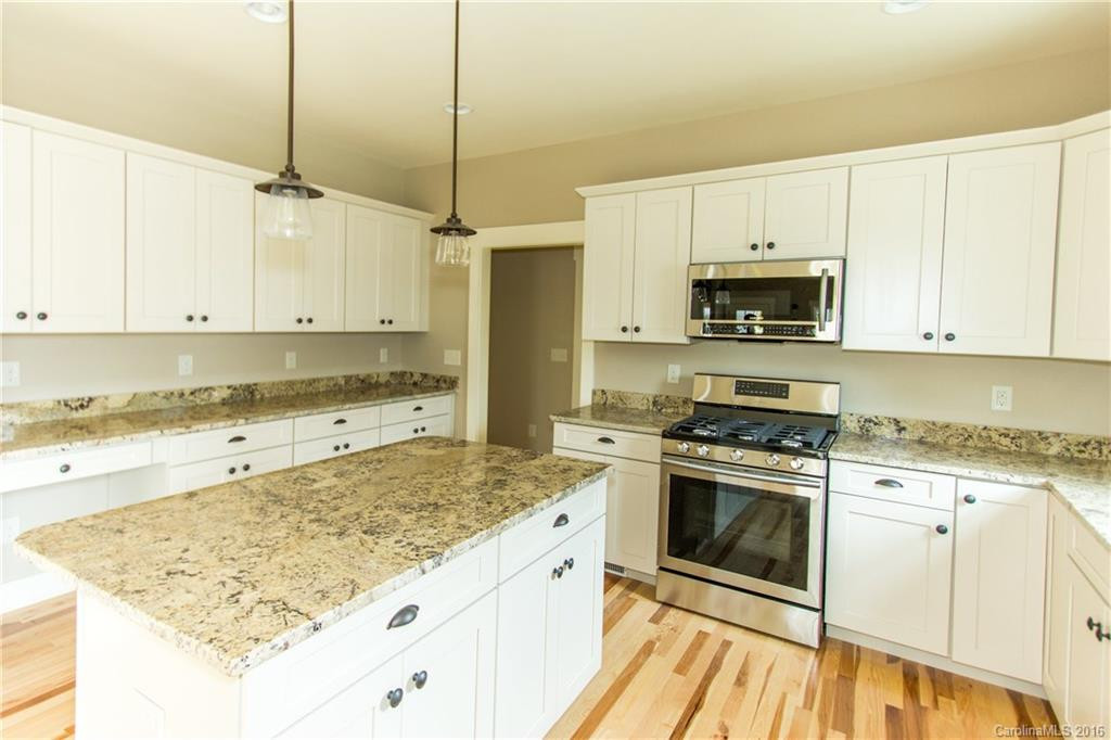 7 Lamar Avenue - Photo 9