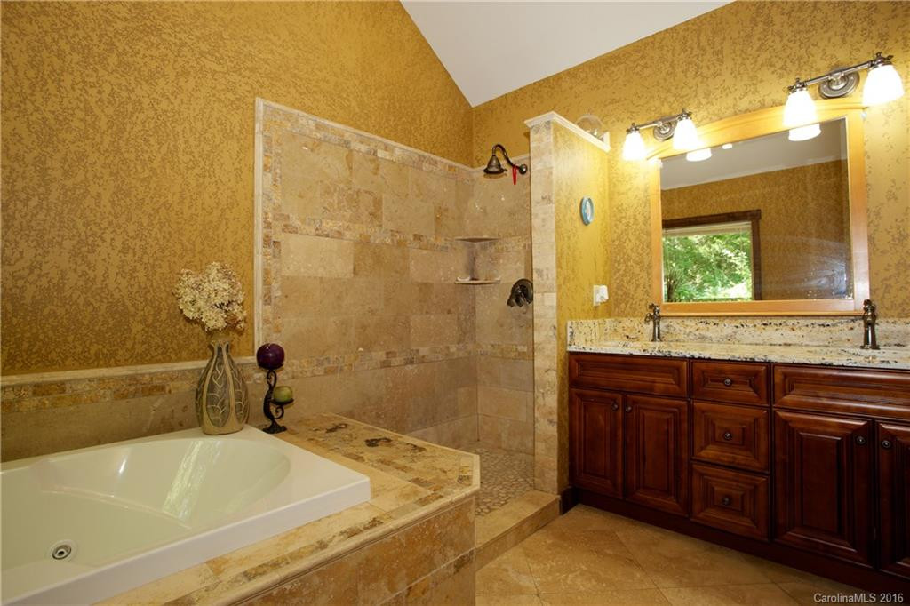 274 Holcombe Cove Road - Photo 14