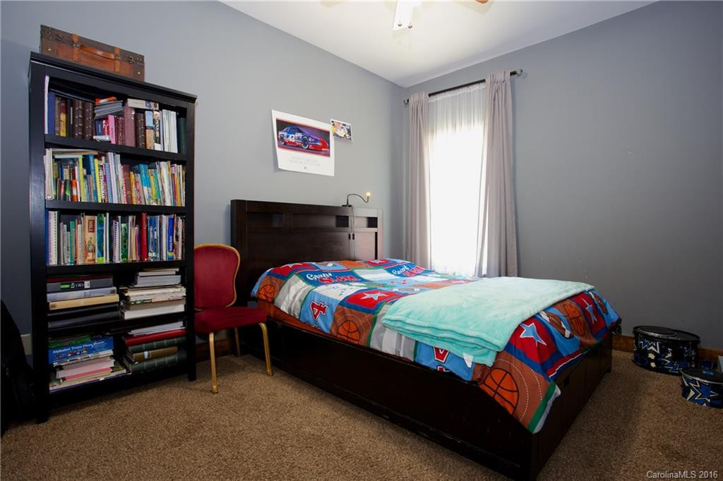 274 Holcombe Cove Road - Photo 17