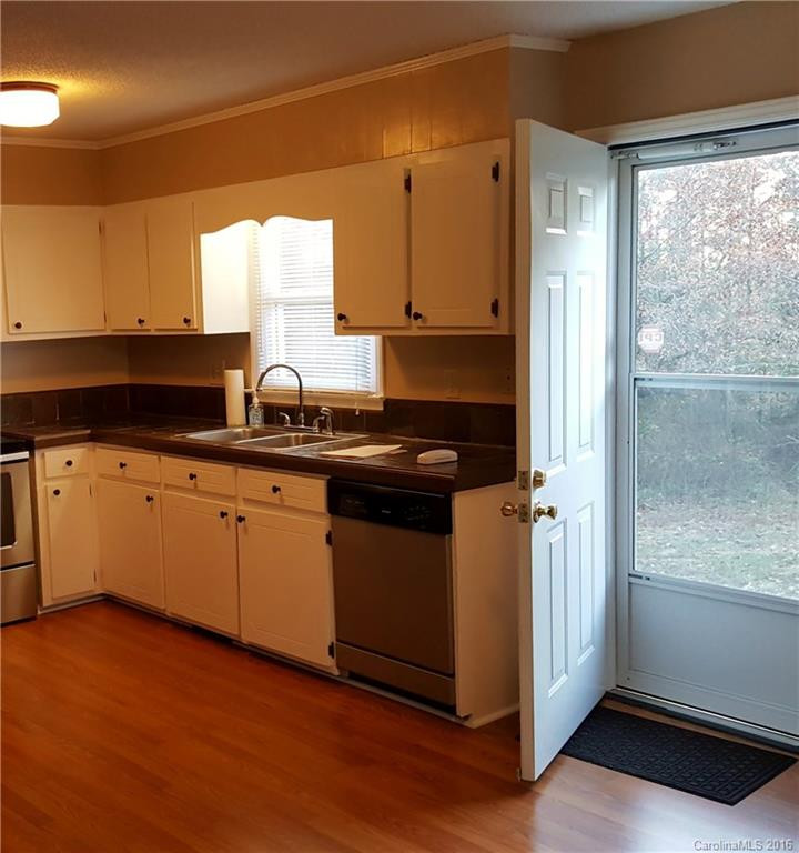 326 Hamrick Road - Photo 11