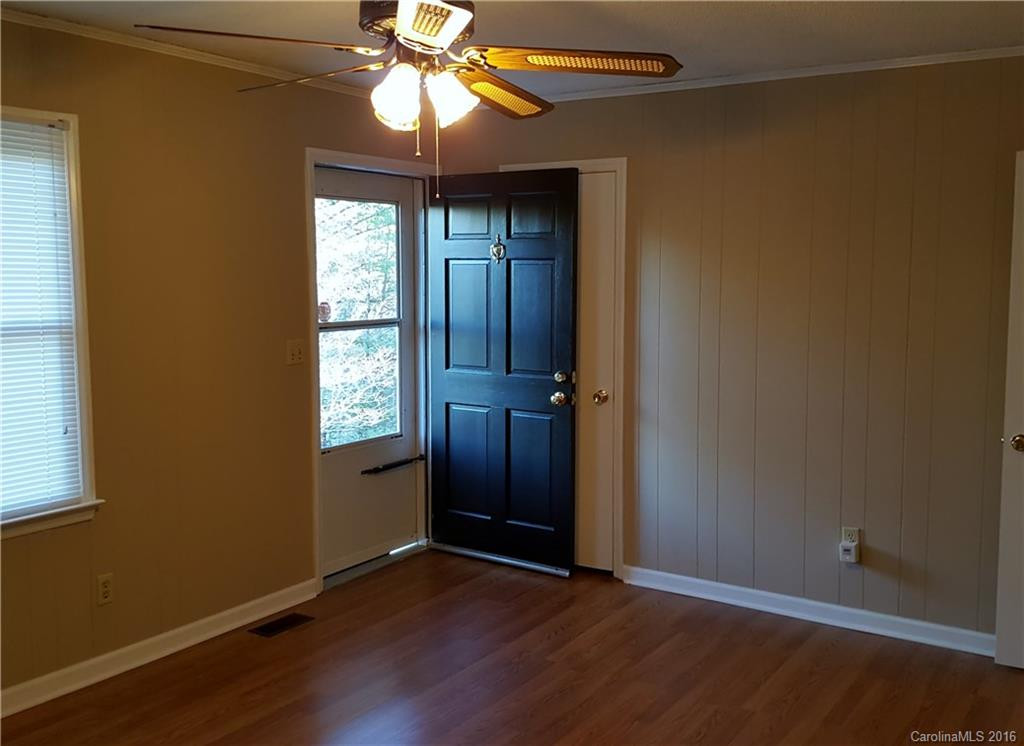 326 Hamrick Road - Photo 7