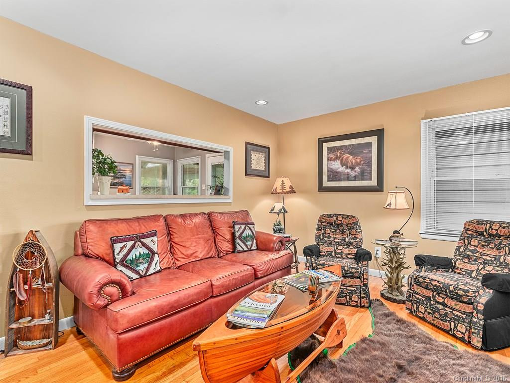 85 Ivanhoe Avenue - Photo 3