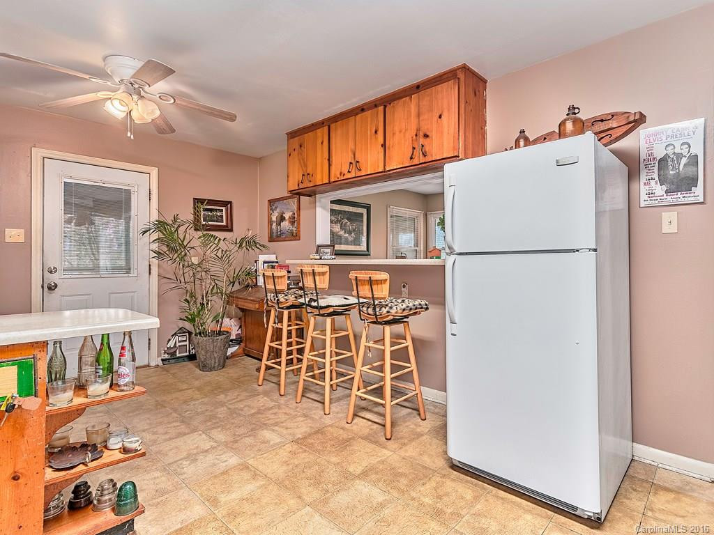 85 Ivanhoe Avenue - Photo 6
