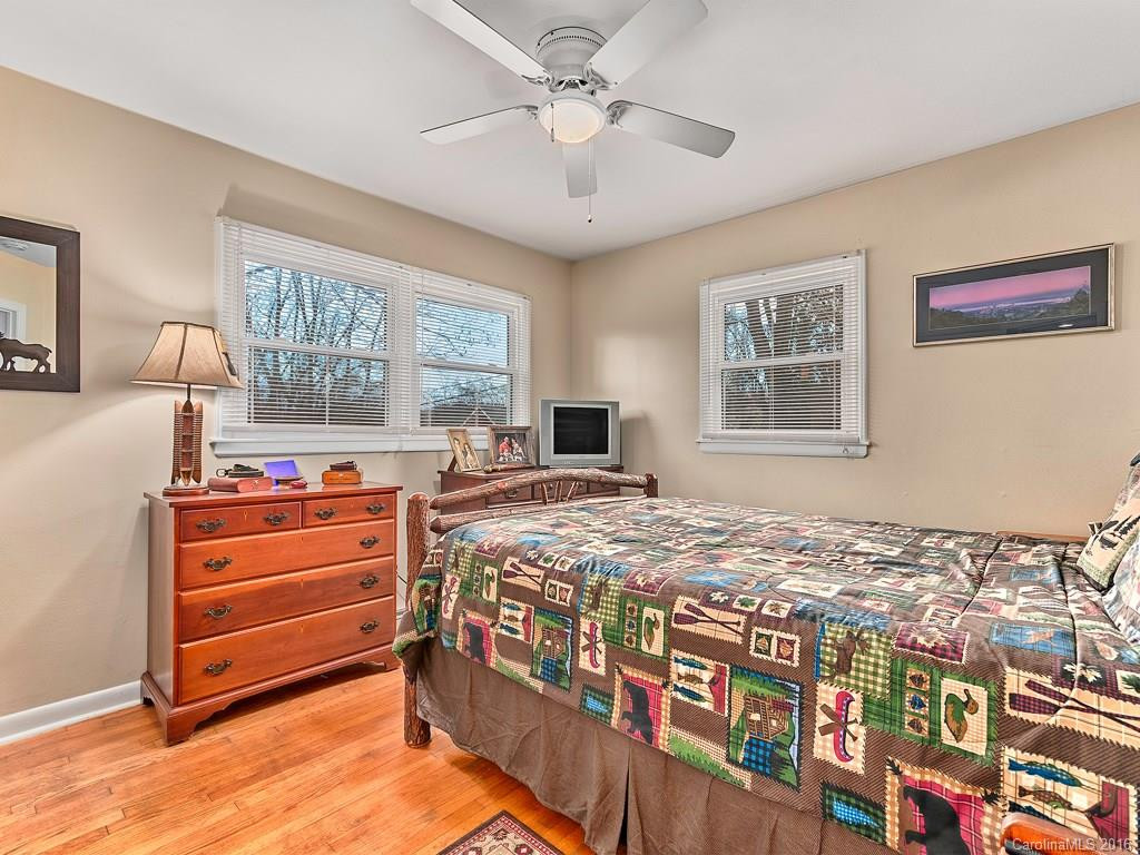 85 Ivanhoe Avenue - Photo 10