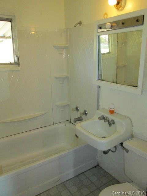 35 Holtzclaw Street - Photo 14