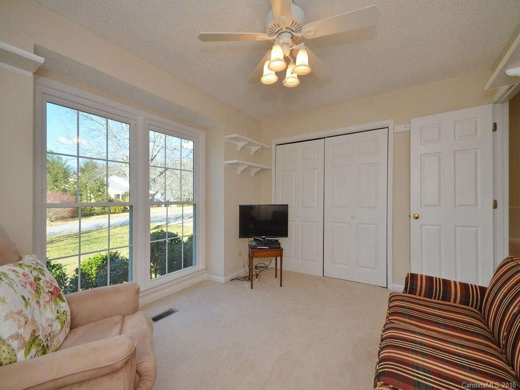 4 Westminster Drive - Photo 16