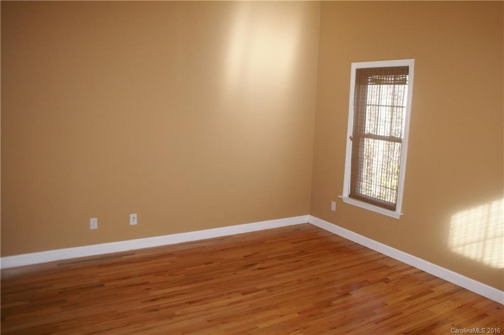 428 Riverview Drive - Photo 8