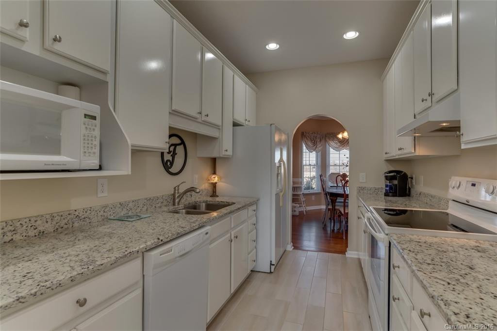 150 Turnberry Way - Photo 11