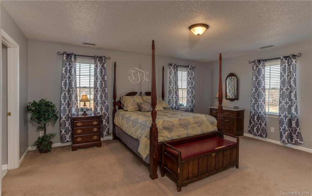 150 Turnberry Way - Photo 16
