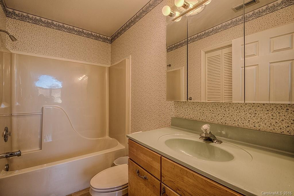 10 Bage Street #10 - Photo 15