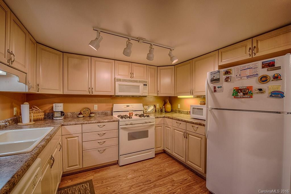 10 Bage Street #10 - Photo 10