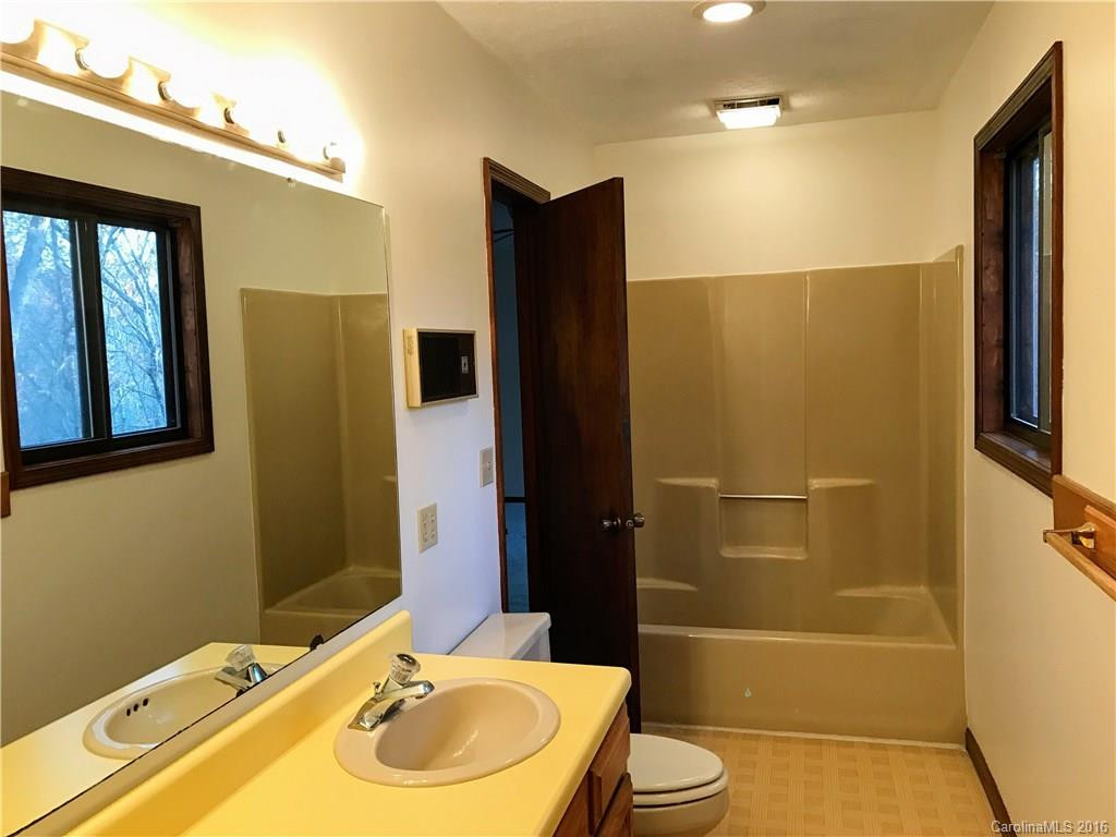 78 Timberlane Drive #20 - Photo 15