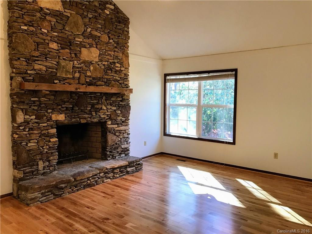 78 Timberlane Drive #20 - Photo 4