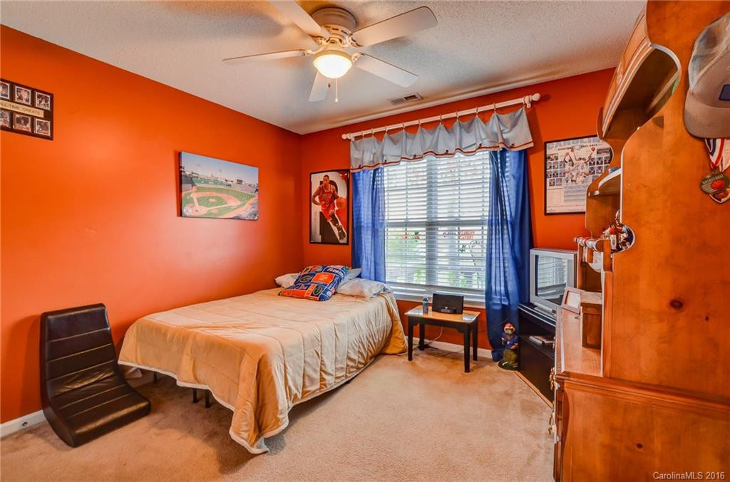 109 Sunberry Trail - Photo 13